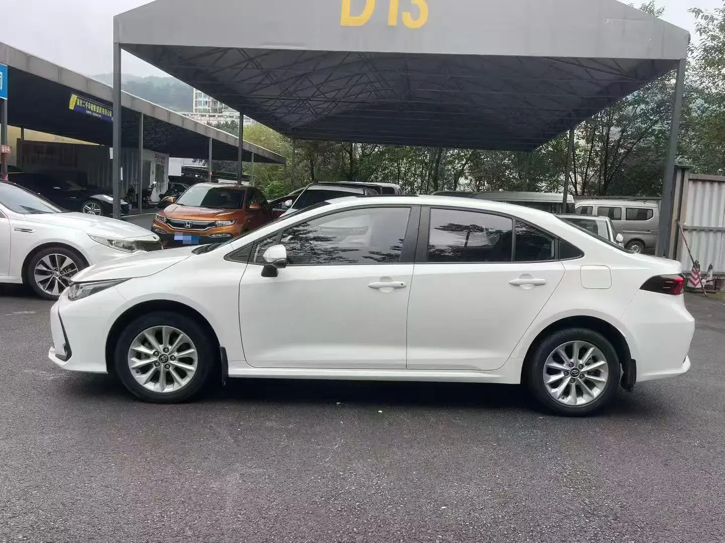 2022 TOYOTA COROLLA thumbnail 4