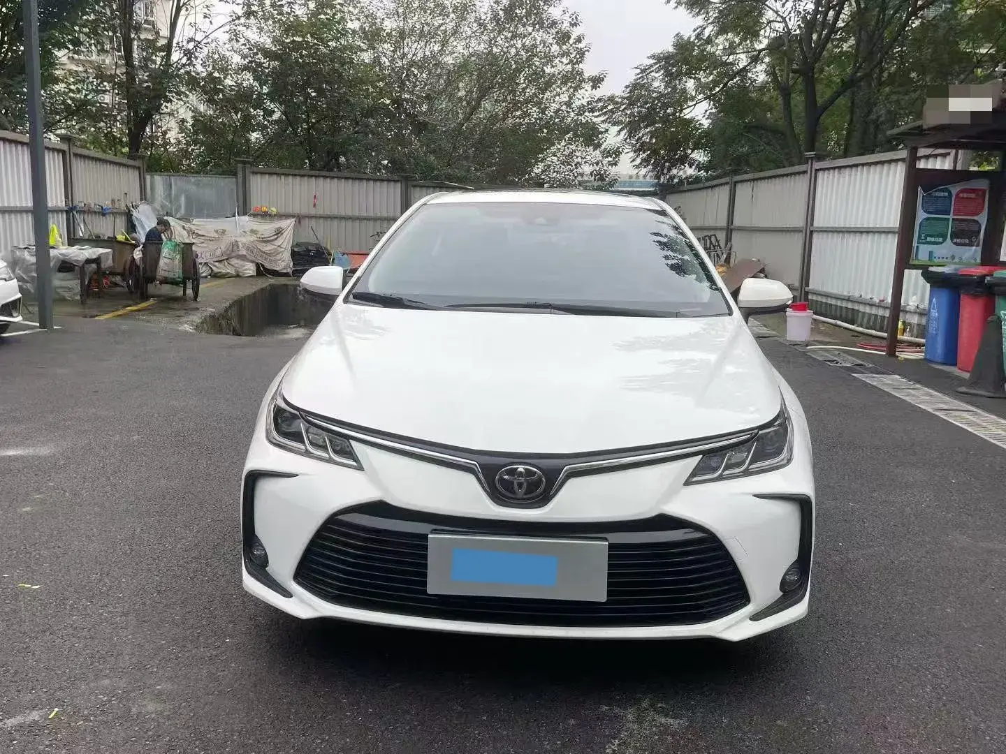 2022 TOYOTA COROLLA thumbnail 2
