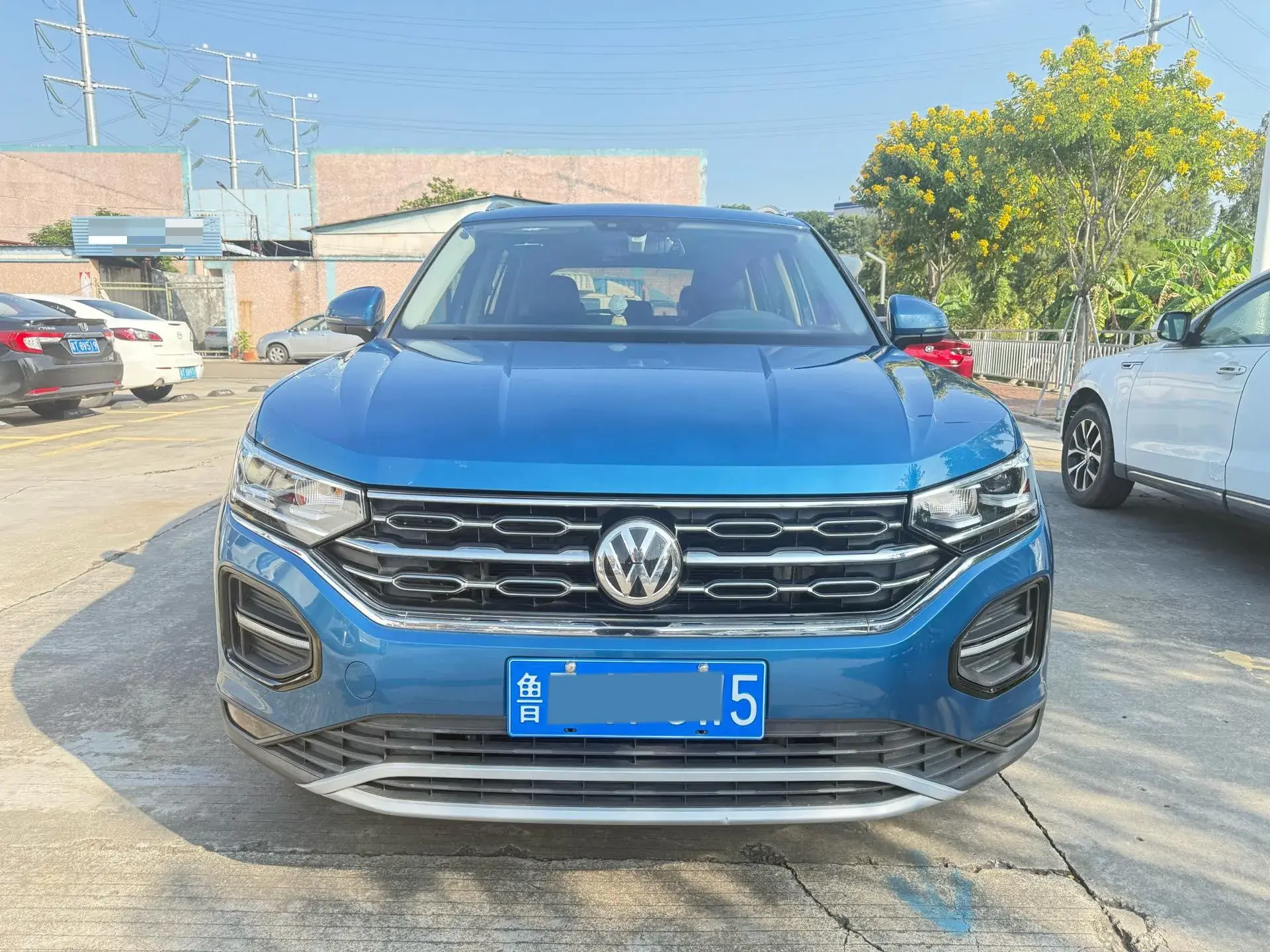 2020 VOLKSWAGEN TAYRON thumbnail 2