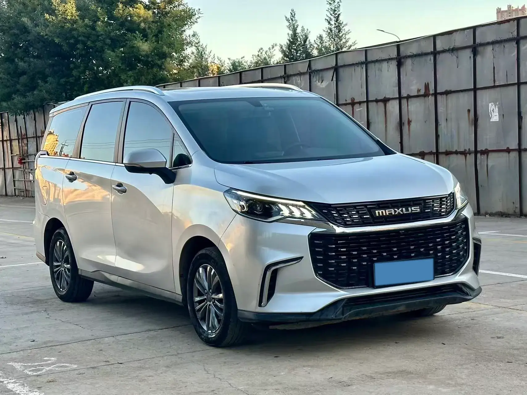 2019 MAXUS G50 thumbnail 3