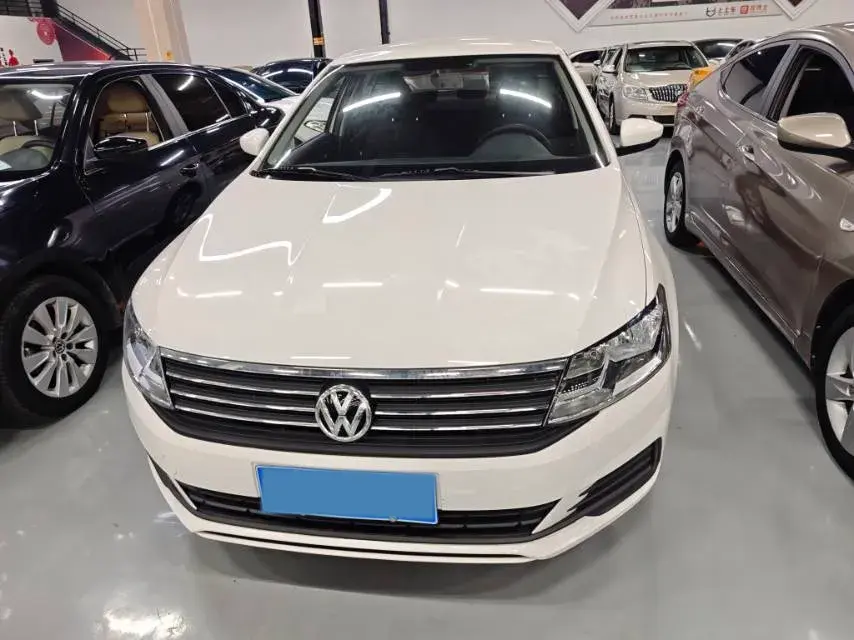 2019 VOLKSWAGEN LAVIDA thumbnail 2