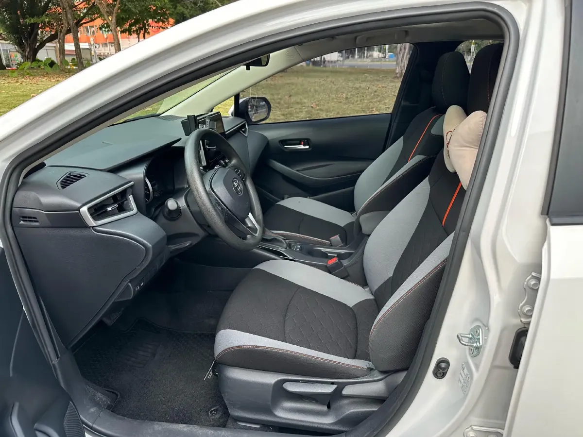 2021 Toyota Corolla 1.2T 116HP L4 CVT,autocango,china used car exporter,china ev exporter,chinese used car exporter,chinese used ev exporter