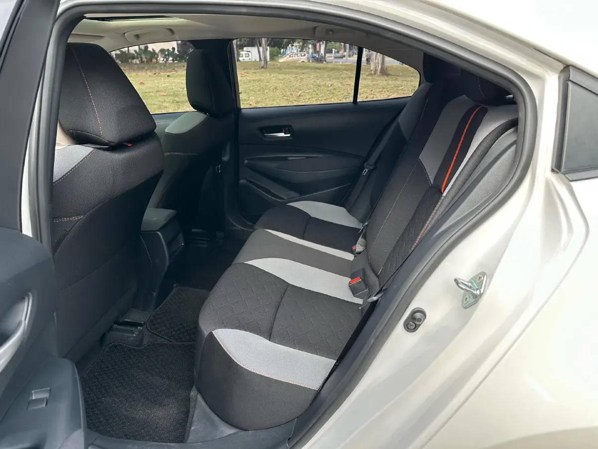 2021 Toyota Corolla 1.2T 116HP L4 CVT,autocango,china used car exporter,china ev exporter,chinese used car exporter,chinese used ev exporter