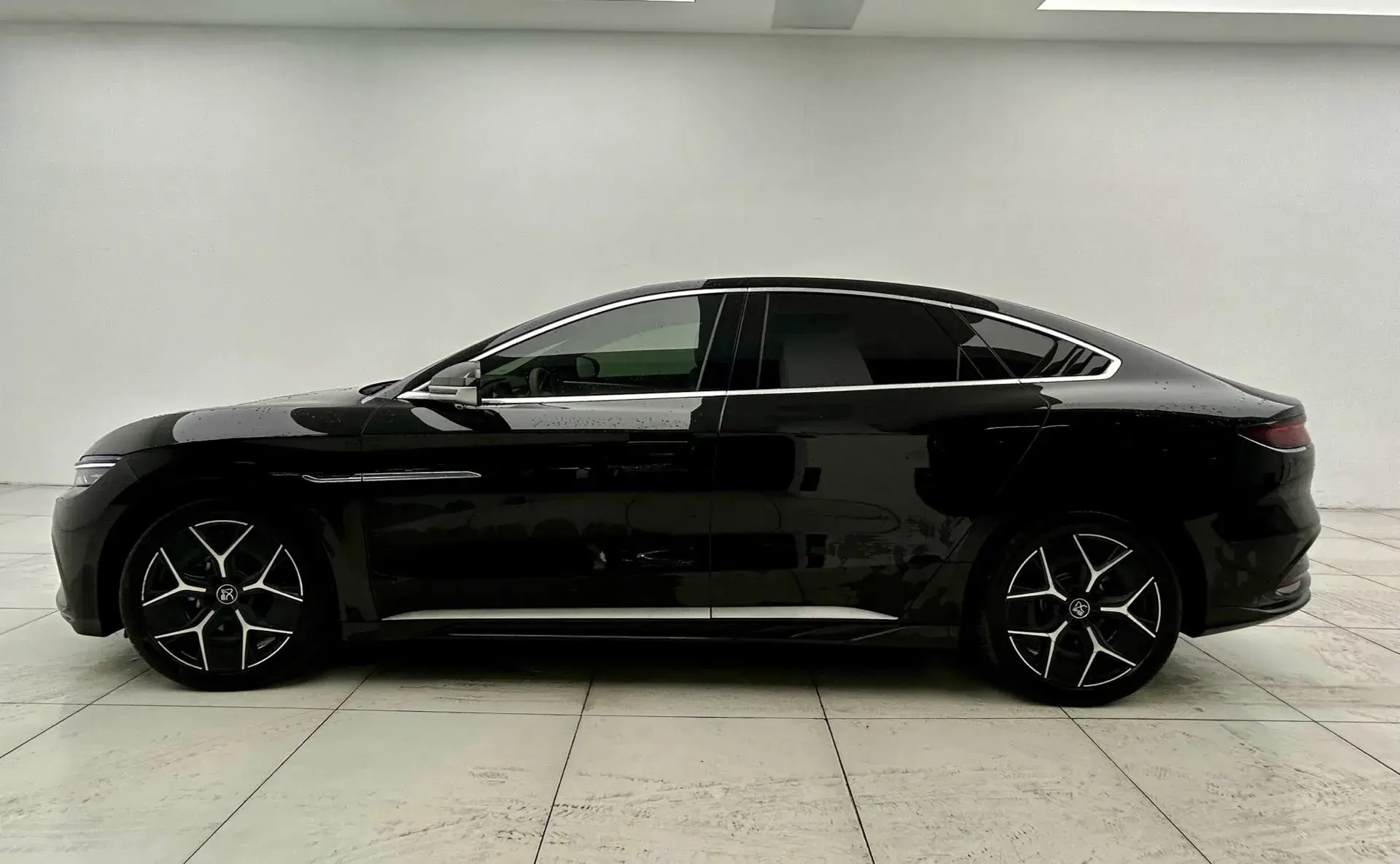 2024 BYD HAN thumbnail 2