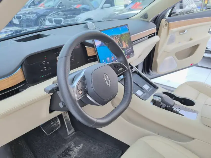 2022 AITO AITO thumbnail 4