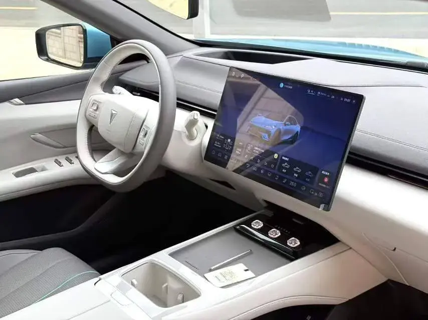 2024 DEEPAL L07 thumbnail 3