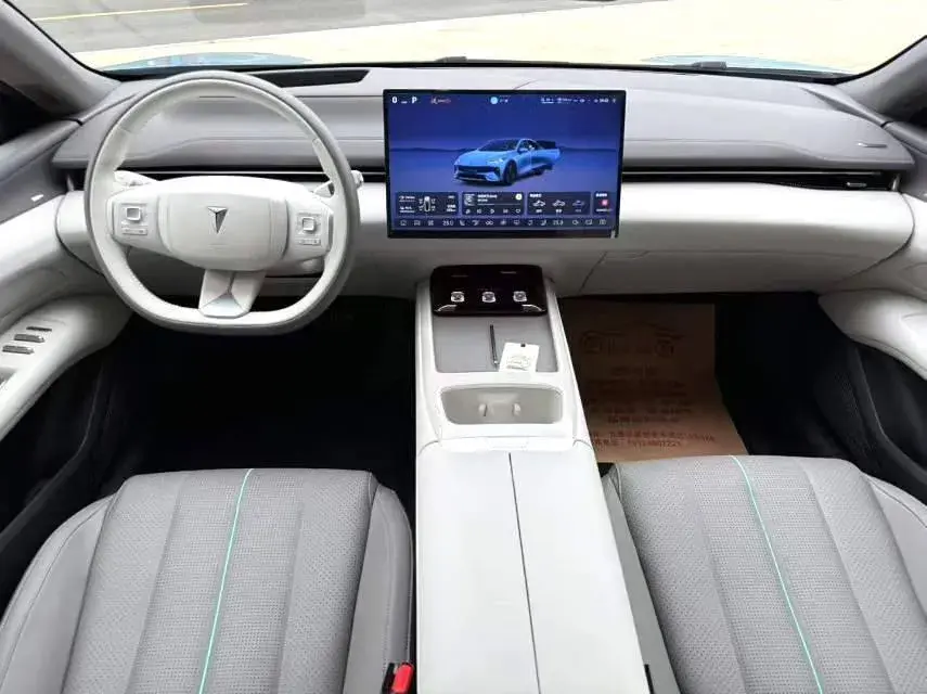 2024 DEEPAL L07 thumbnail 4