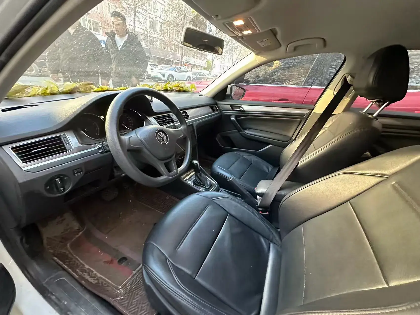 2019 VOLKSWAGEN BORA thumbnail 4