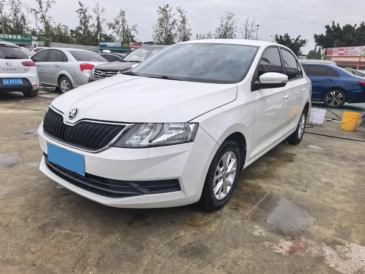 2018 Skoda Rapid 1.4L 90HP L4 5MT
