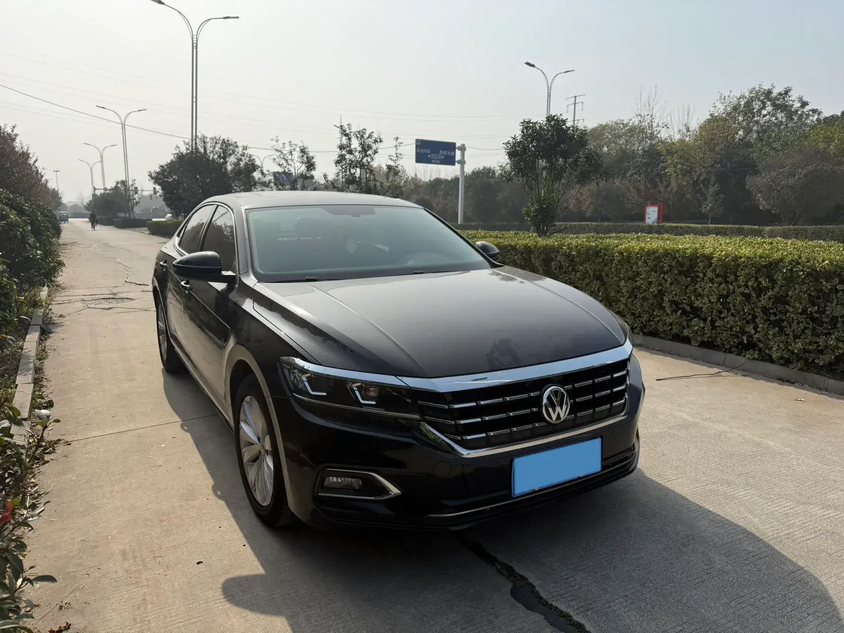 2019 VOLKSWAGEN PASSAT thumbnail 2