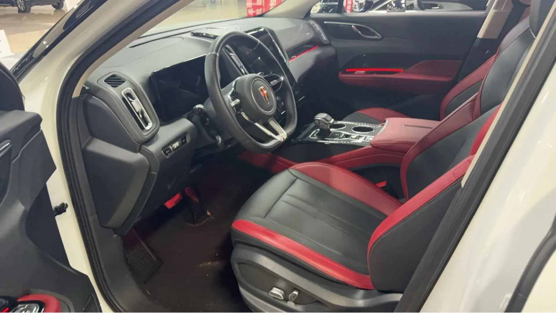 2023 HONGQI HS3 thumbnail 2