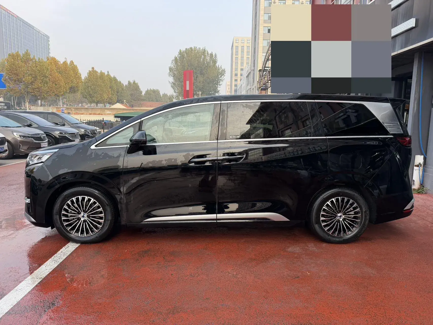 2022 DENZA D9 thumbnail 3