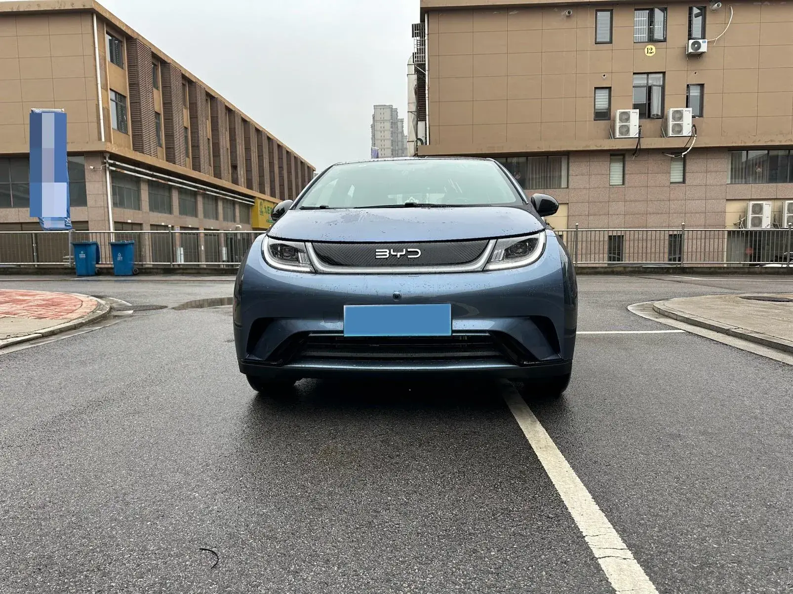 2025 BYD DOLPHIN thumbnail 2