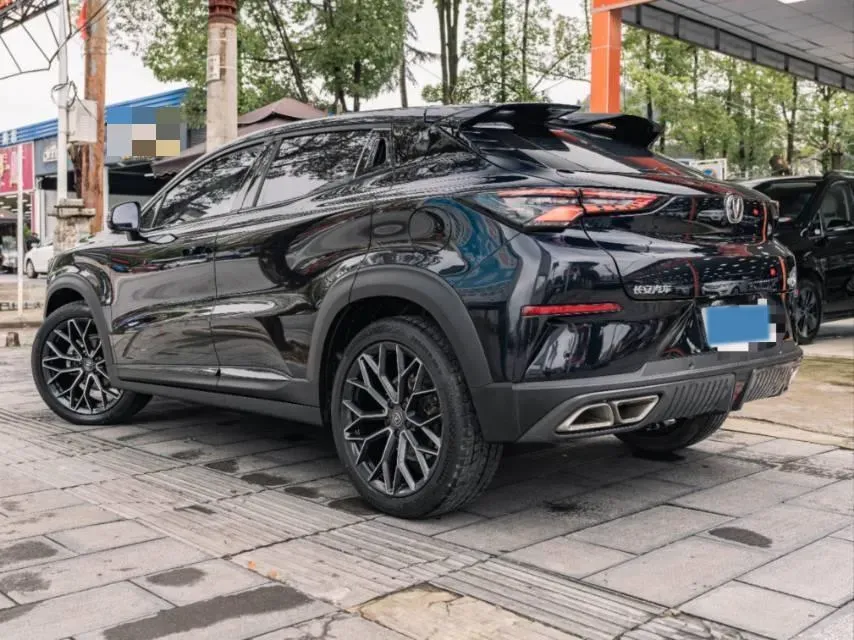 2022 ChangAn UNI-T 1.5T 188HP L4 7DCT,autocango,china used car exporter,china ev exporter,chinese used car exporter,chinese used ev exporter