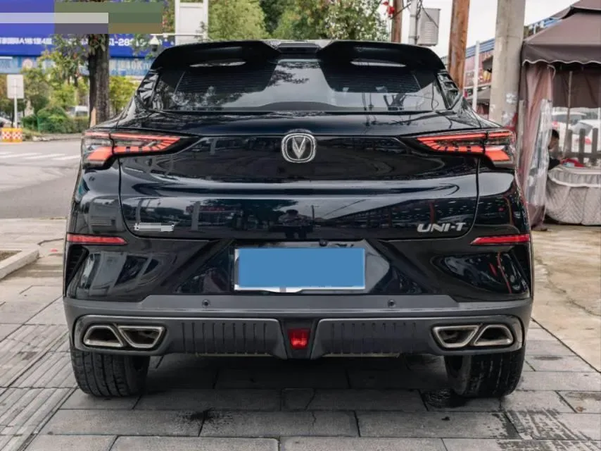 2022 ChangAn UNI-T 1.5T 188HP L4 7DCT,autocango,china used car exporter,china ev exporter,chinese used car exporter,chinese used ev exporter