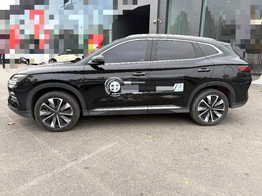 2025 BYD SONG thumbnail 3