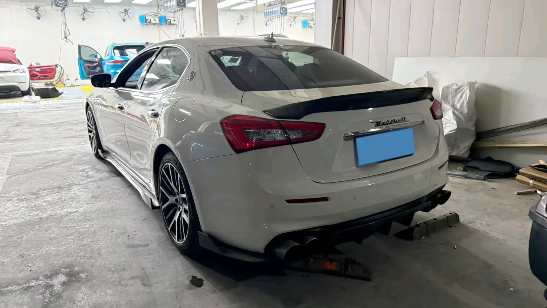 2018 MASERATI GHIBLI thumbnail 3