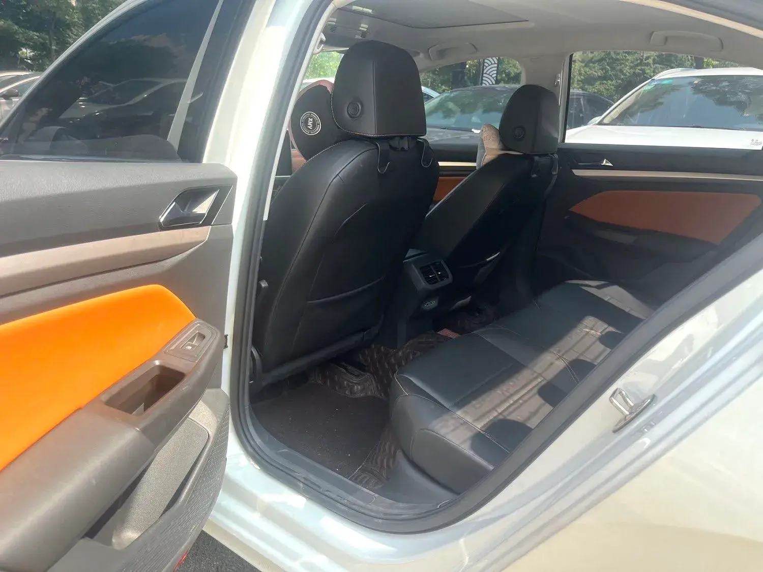 2023 VOLKSWAGEN BORA thumbnail 3