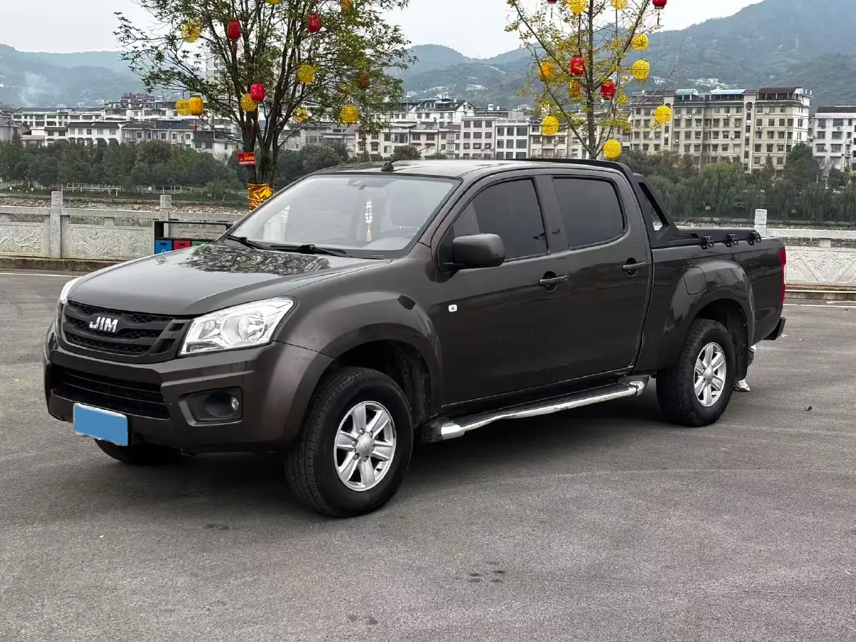 2020 Isuzu Jim 2.8T 120HP L4 5MT