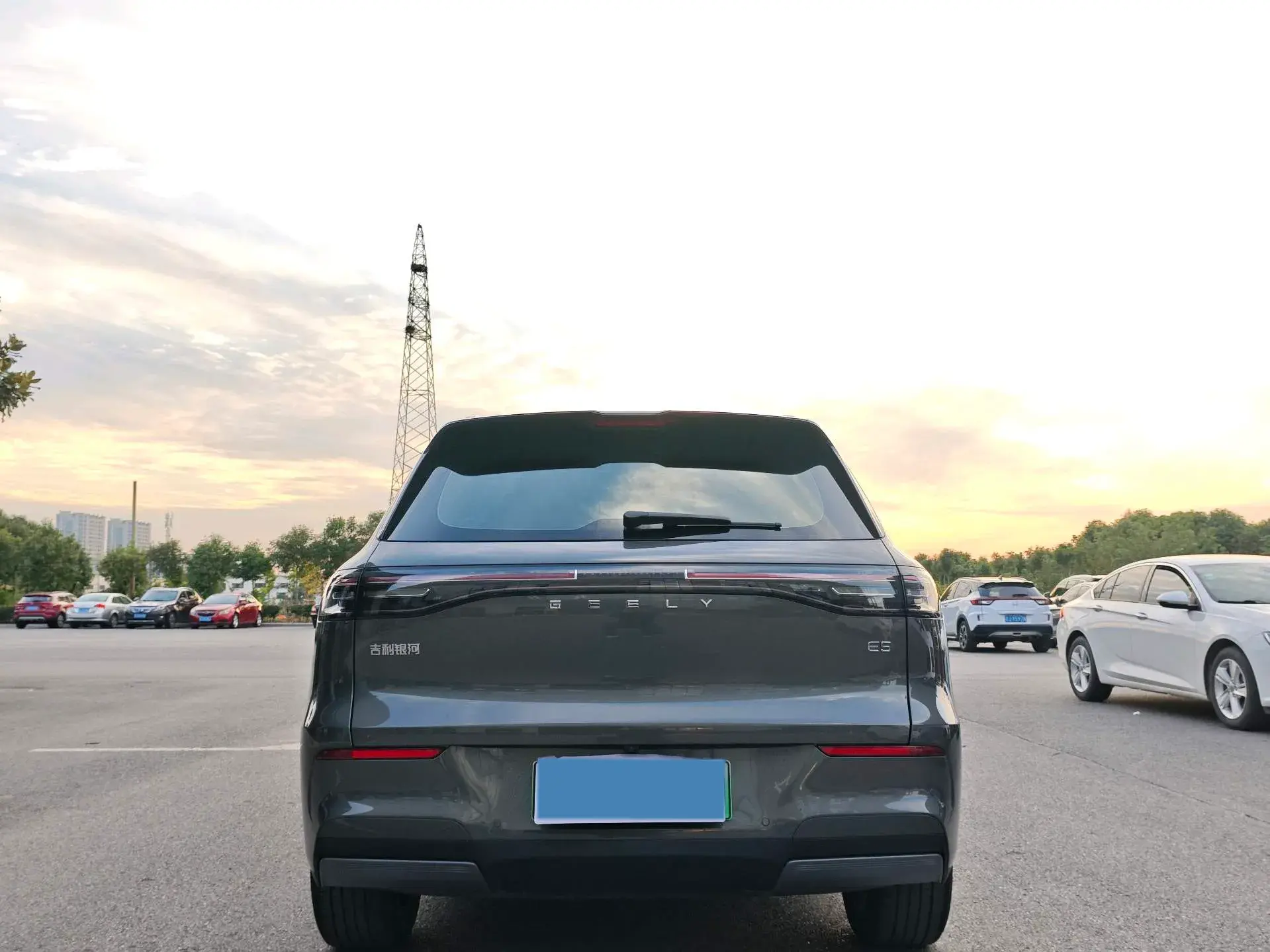 2024 GEELY GALAXY thumbnail 4