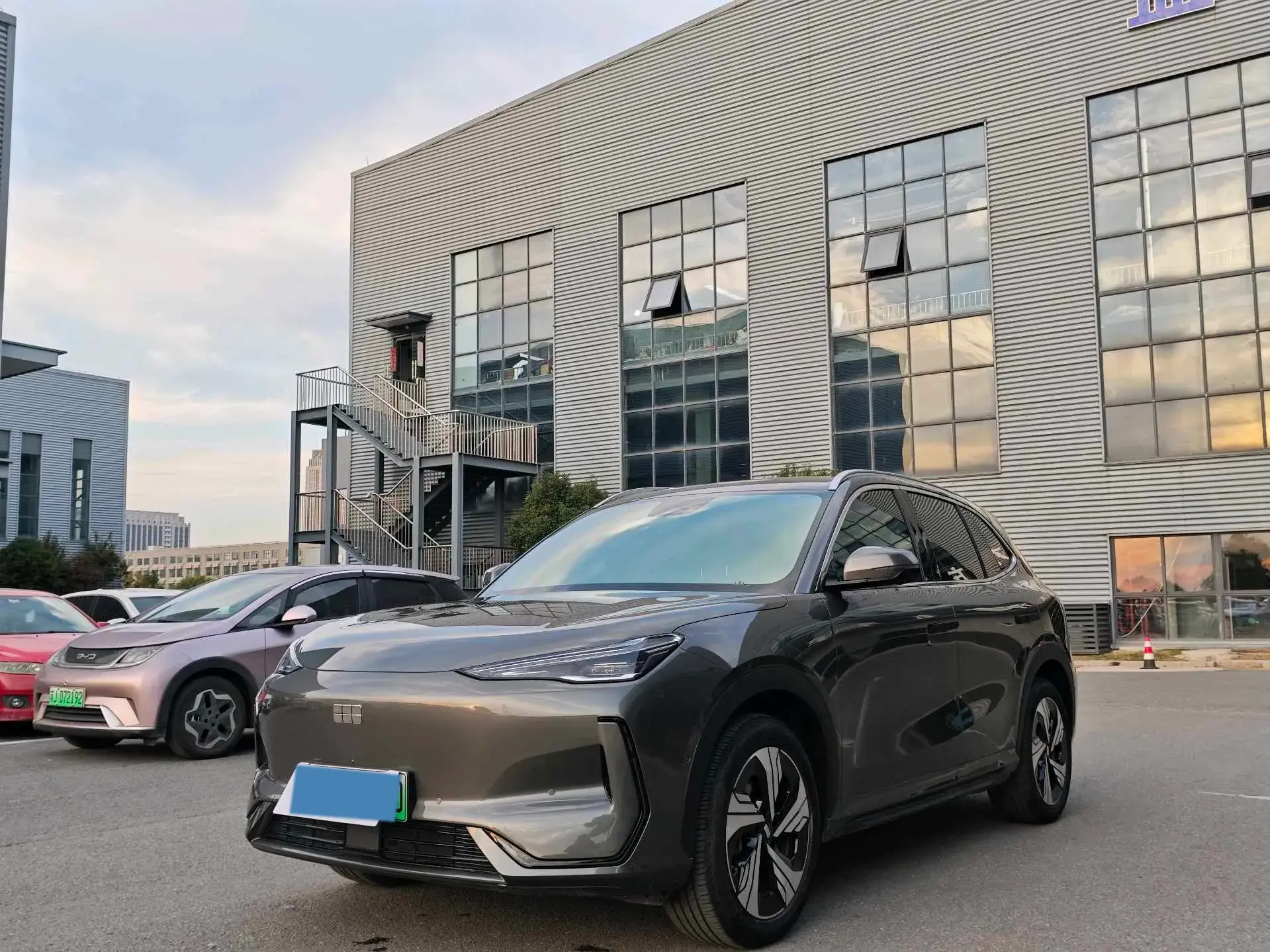 2024 GEELY GALAXY view 1