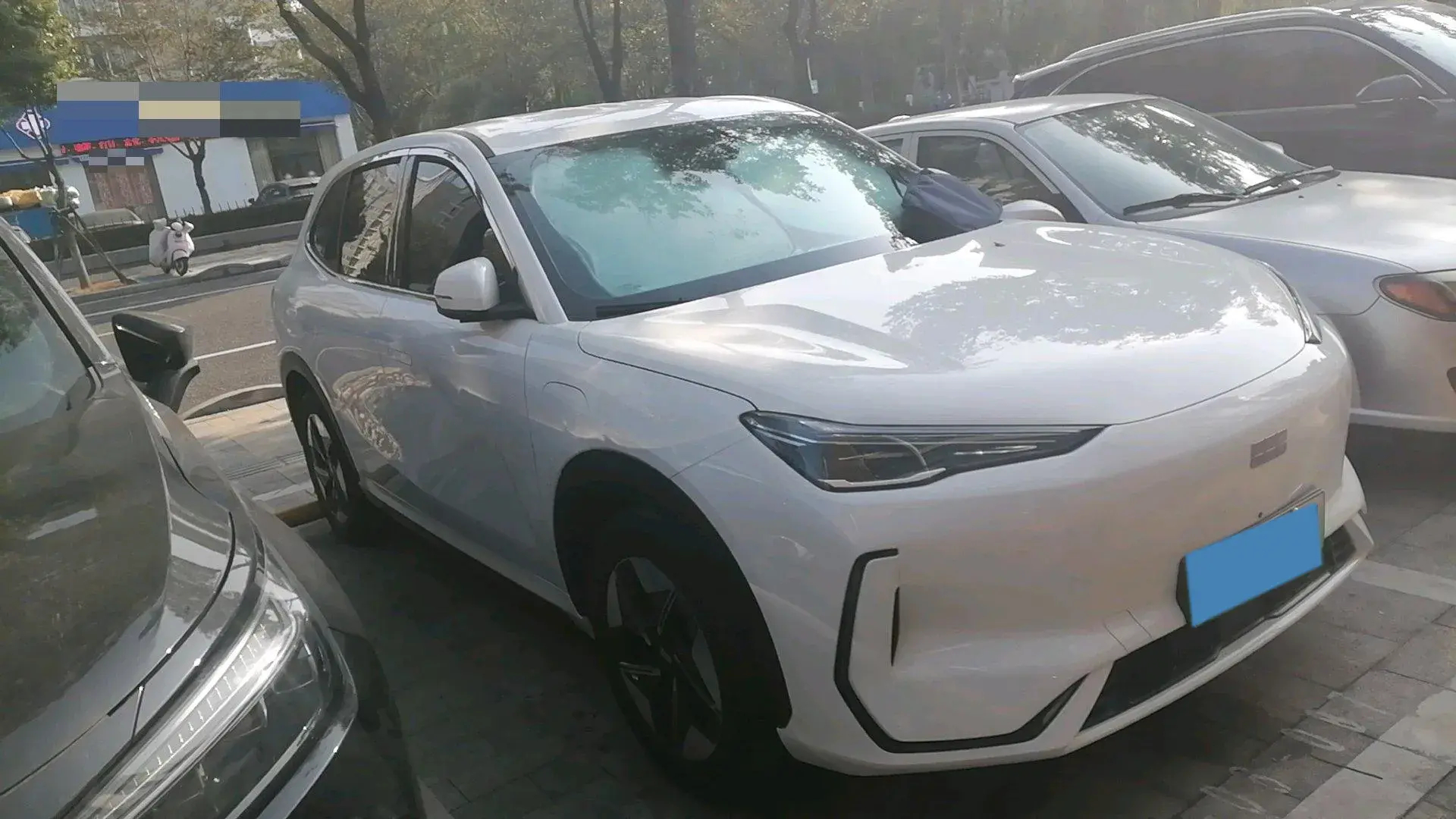 2024 GEELY GALAXY thumbnail 3