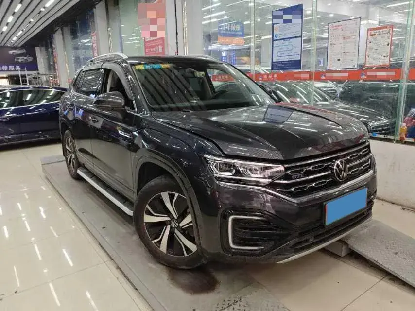 2020 VOLKSWAGEN TAYRON thumbnail 2