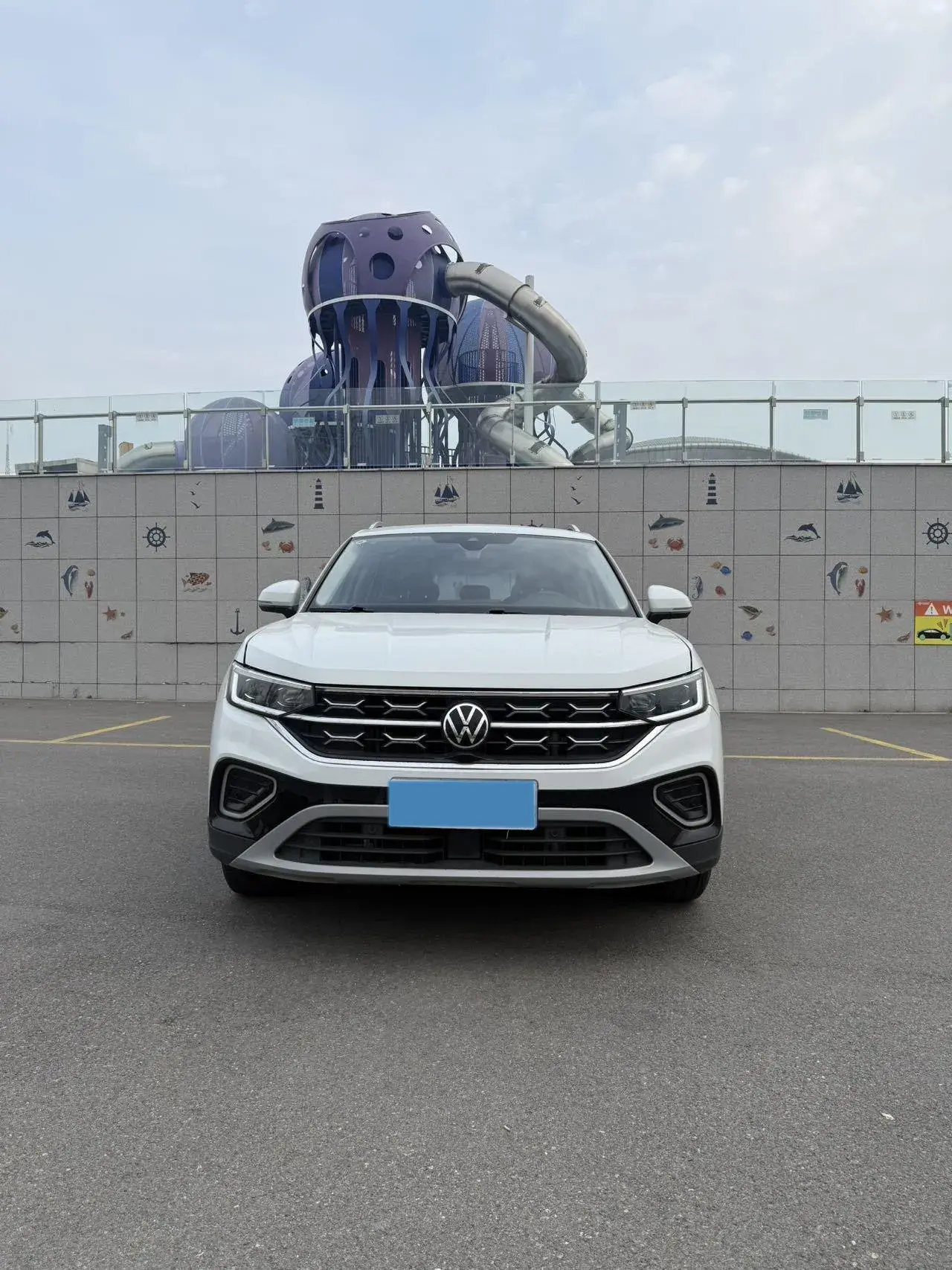 2023 VOLKSWAGEN TAYRON thumbnail 2