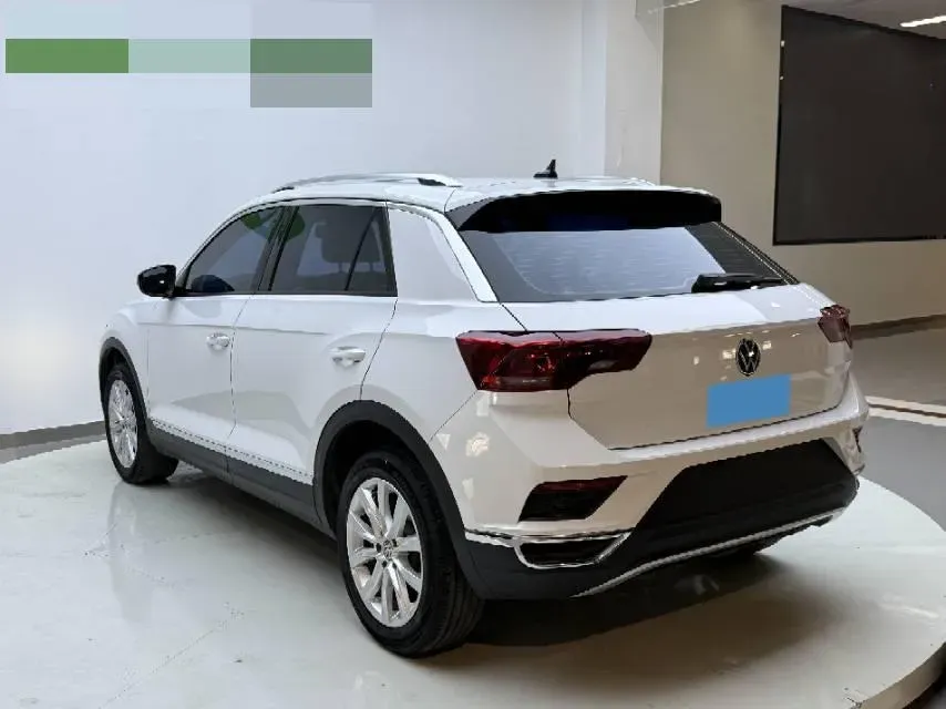 2021 Volkswagen T-Roc 1.4T 150HP L4 7DCT,autocango,china used car exporter,china ev exporter,chinese used car exporter,chinese used ev exporter