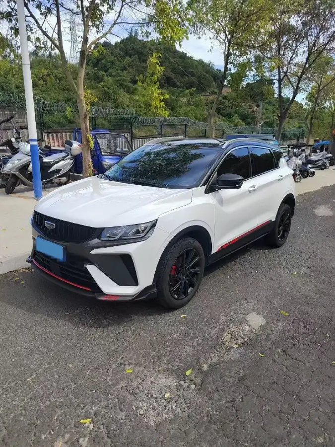 2023 Geely Coolray 1.5T 181HP L4 7DCT