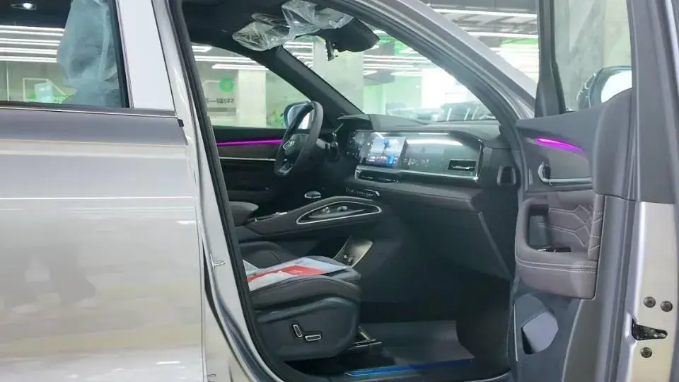 2024 GEELY MONJARO thumbnail 4