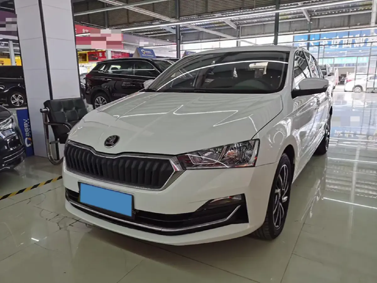 2020 Skoda Rapid Spaceback 1.5L 112HP L4 6AT