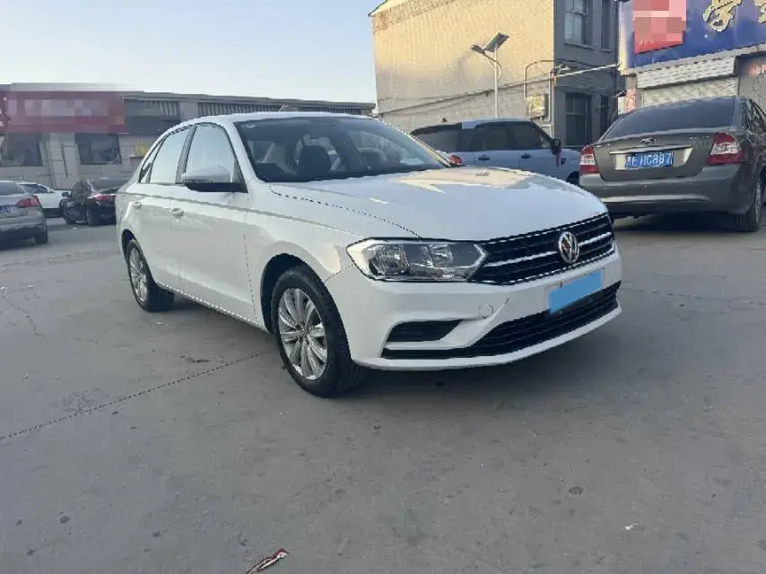 2023 VOLKSWAGEN BORA thumbnail 4