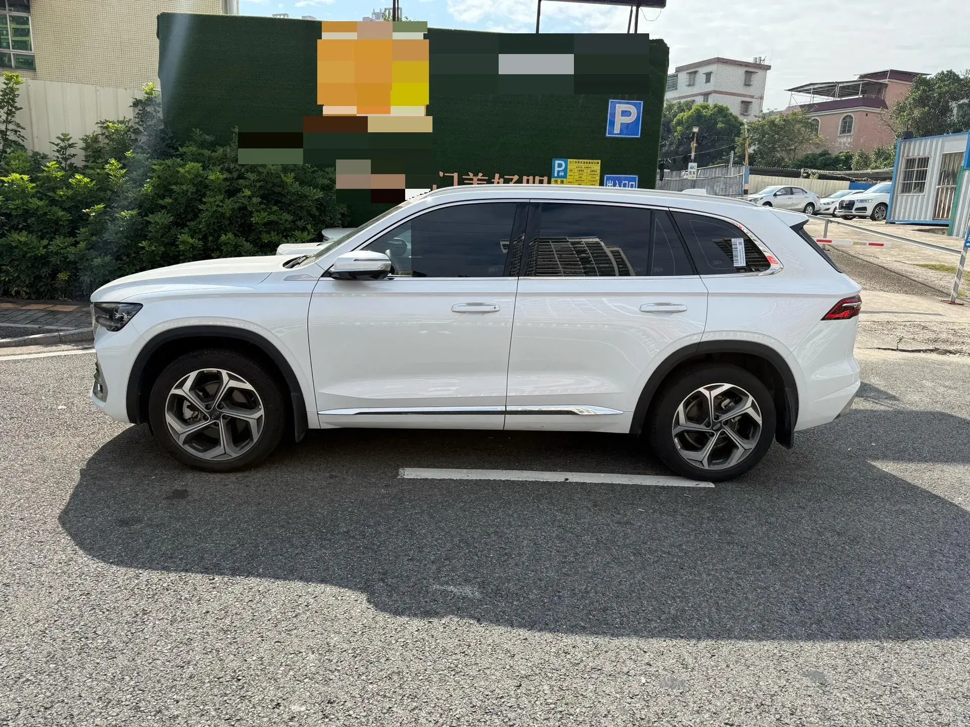 2024 GEELY MONJARO thumbnail 3