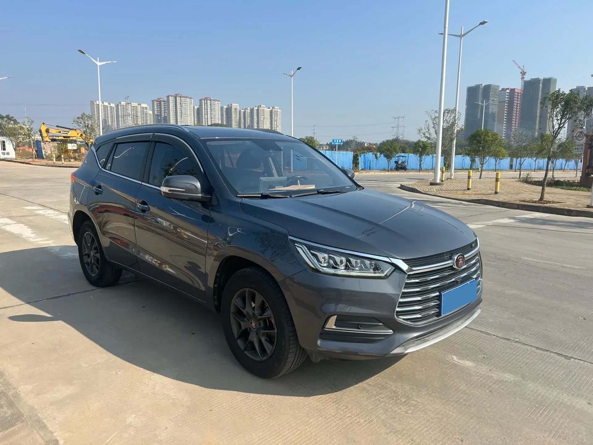 2019 BYD SONG thumbnail 3