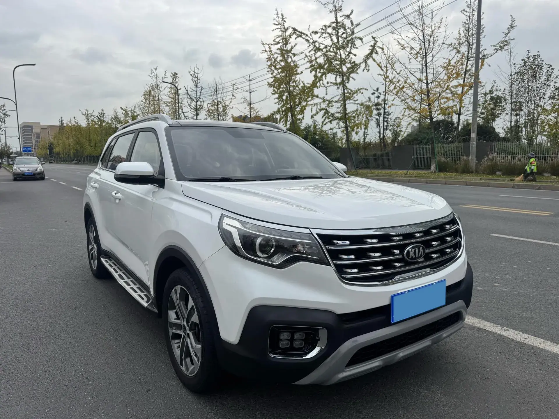 2018 KIA SPORTAGE thumbnail 3