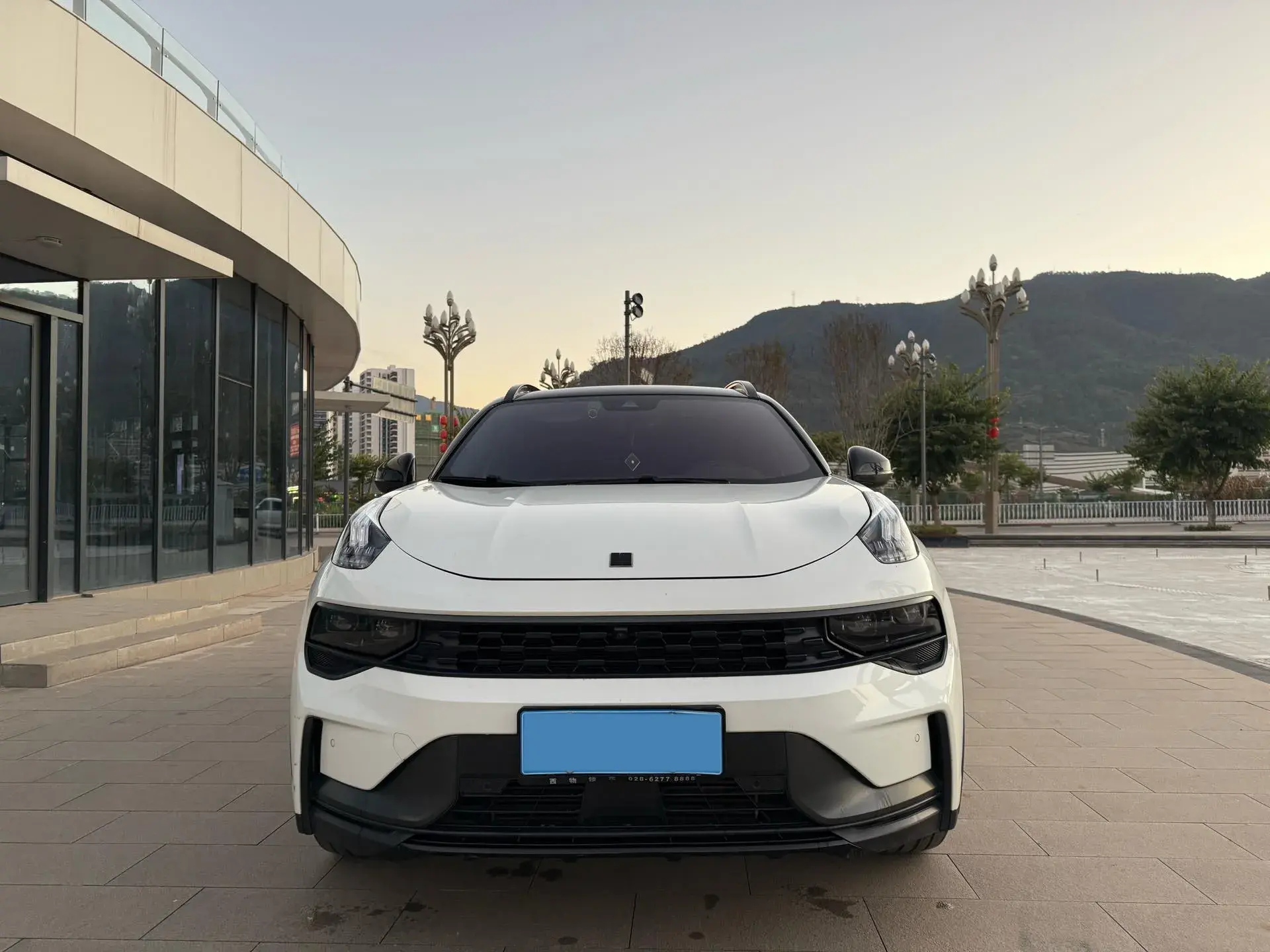 2021 LYNK&CO 01 thumbnail 2