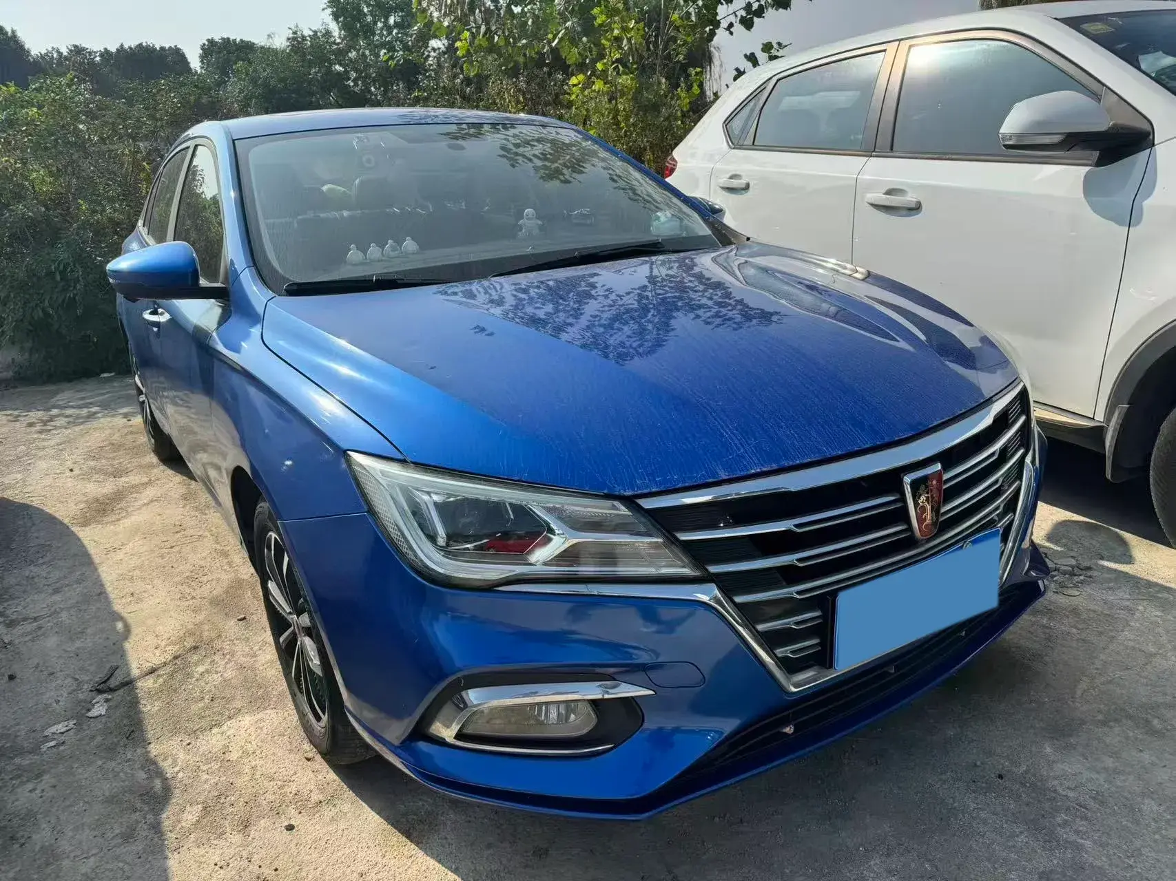2019 ROEWE I5 thumbnail 3