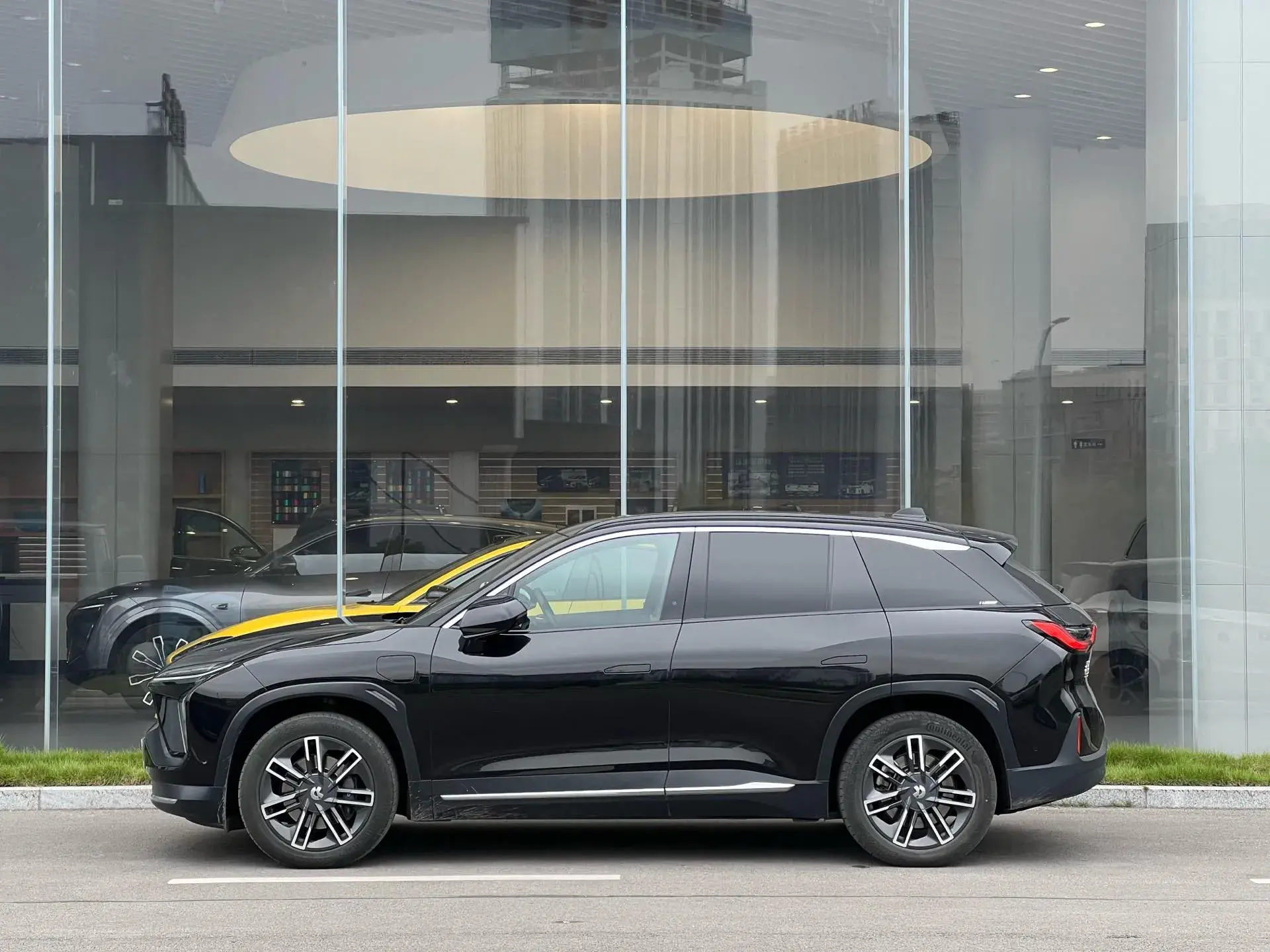 2020 NIO ES6 thumbnail 2