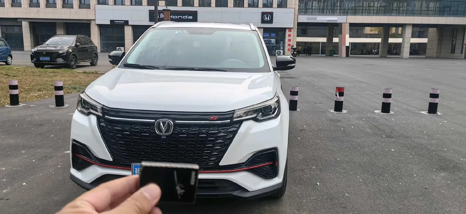 2022 ChangAn Oshan X7 Plus 1.5T 188HP L4 7DCT,autocango,china used car exporter,china ev exporter,chinese used car exporter,chinese used ev exporter