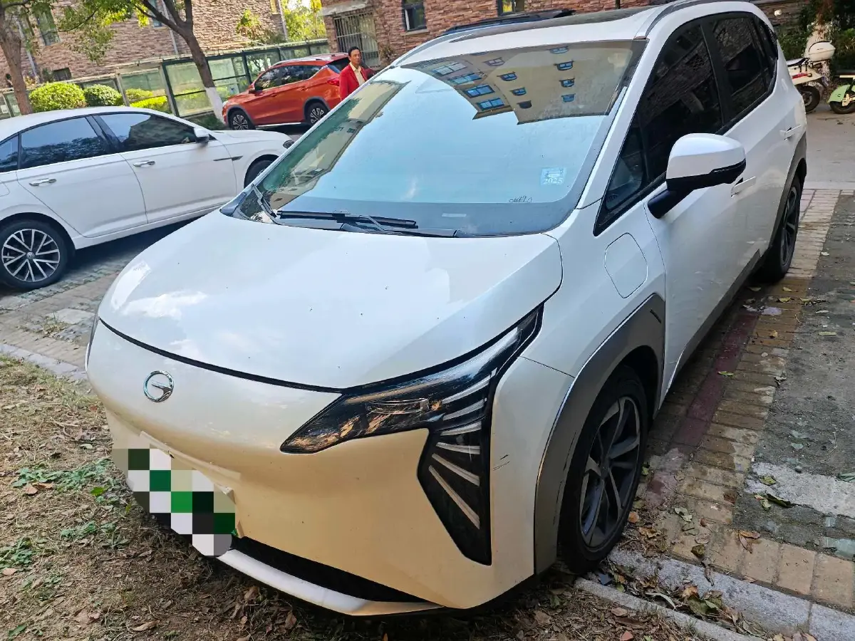 2023 Aion Y BEV 61.7KWH