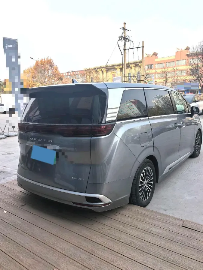 2022 Denza D9 1.5T 139HP L4 E-CVT PHEV 40.06KWH,autocango,china used car exporter,china ev exporter,chinese used car exporter,chinese used ev exporter