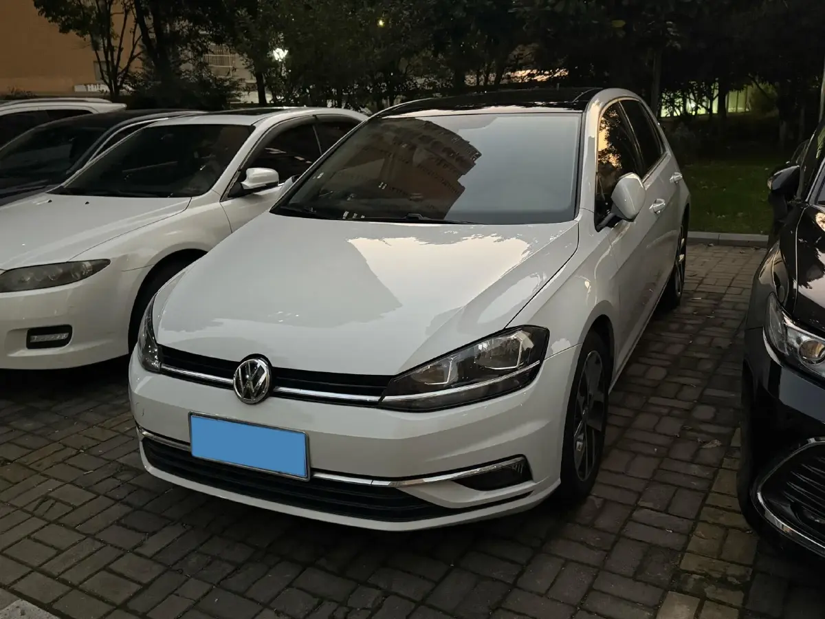 2020 Volkswagen Golf 1.4T 150HP L4 7DCT