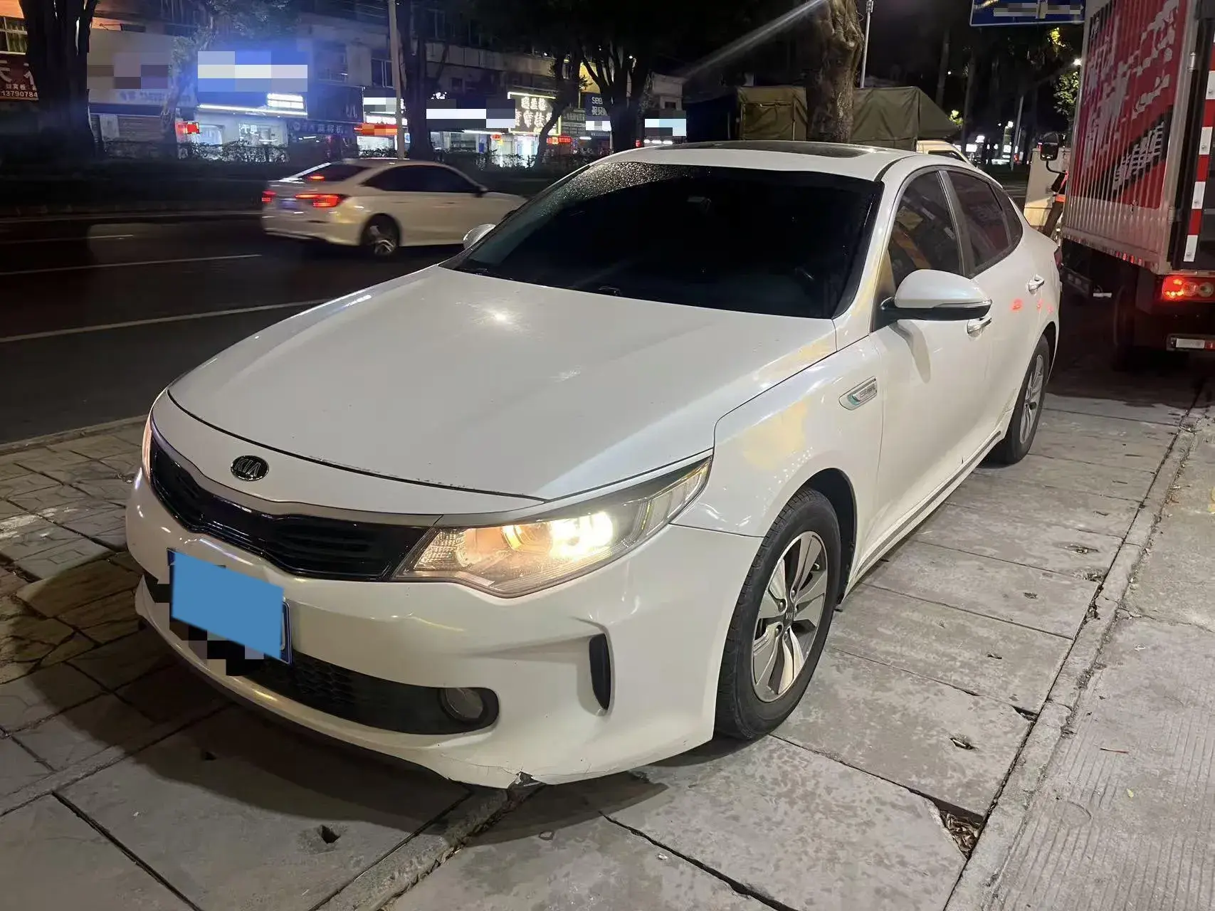 2016 KIA K5 view 1