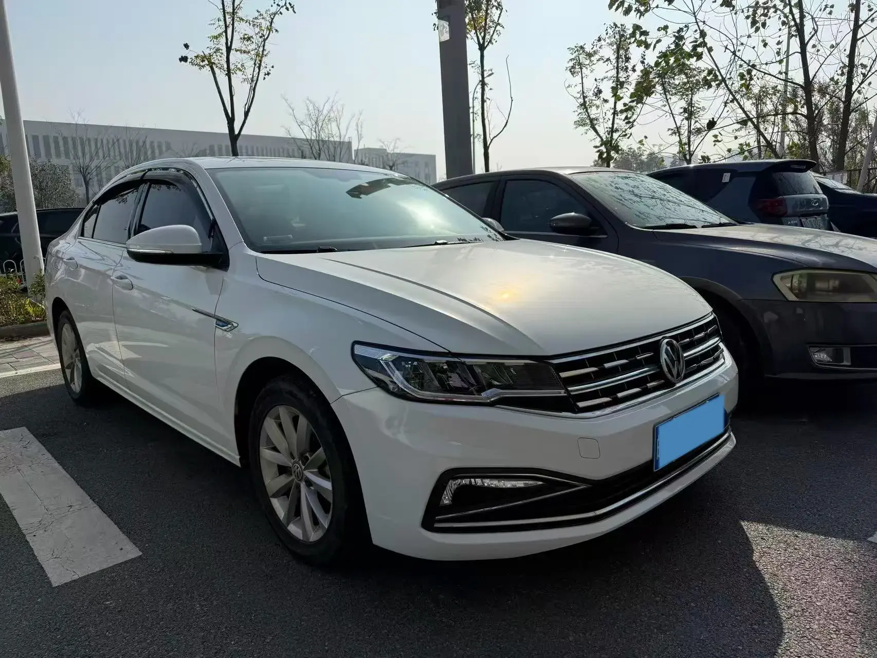 2019 VOLKSWAGEN BORA thumbnail 3