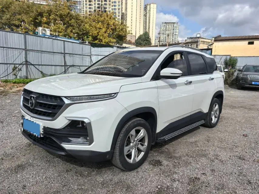 2018 BAOJUN 530 view 1