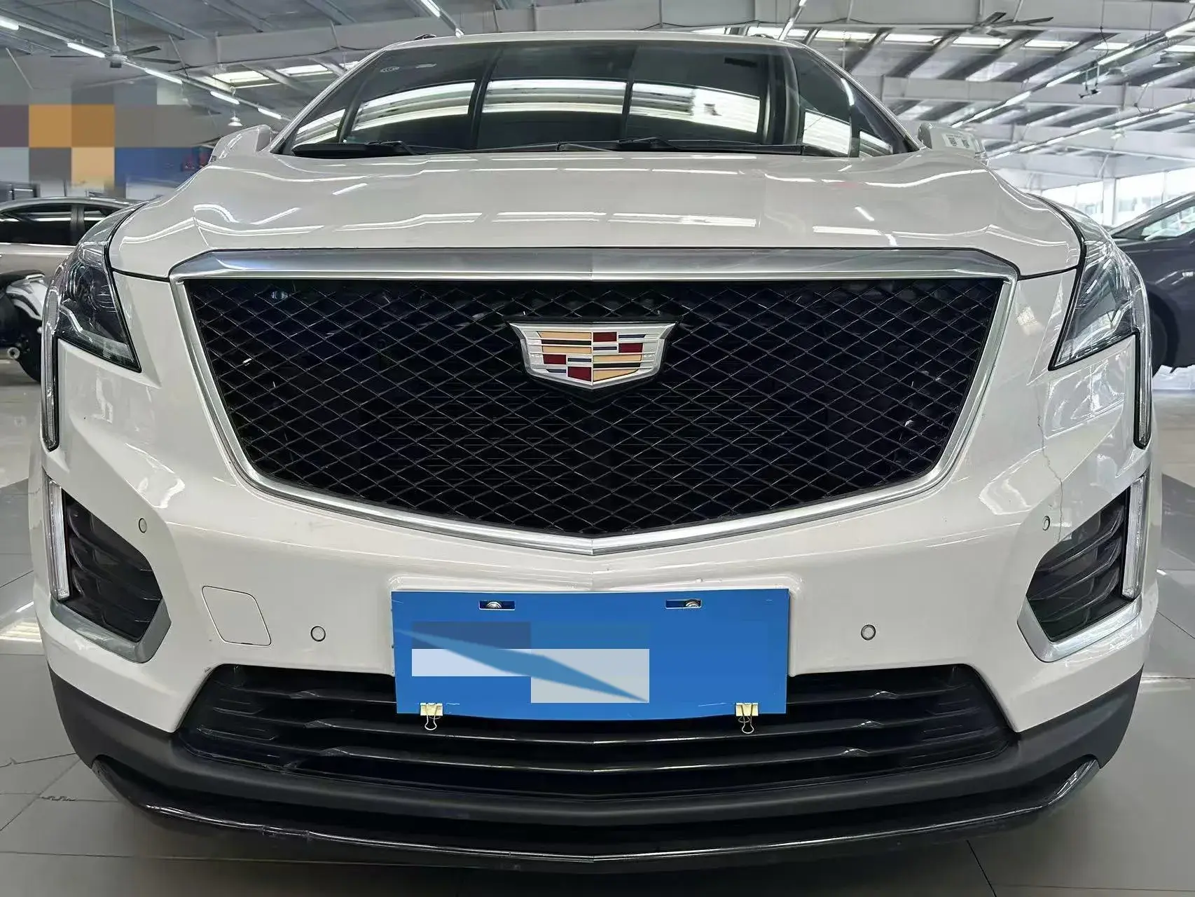 2022 CADILLAC XT5 thumbnail 2