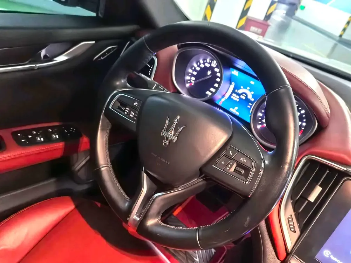 2018 Maserati Ghibli 3.0T 350HP V6 8AT,autocango,china used car exporter,china ev exporter,chinese used car exporter,chinese used ev exporter