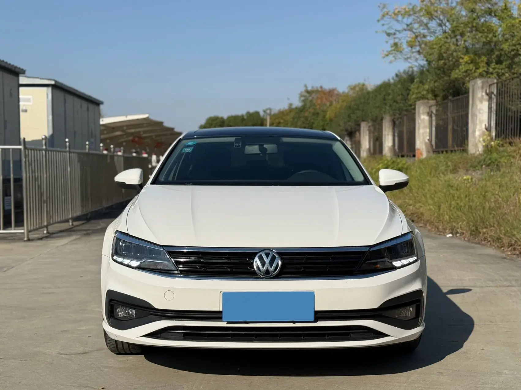 2019 VOLKSWAGEN LAMANDO thumbnail 2