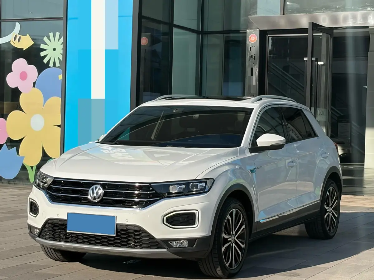 2019 Volkswagen T-Roc 1.4T 150HP L4 7DCT